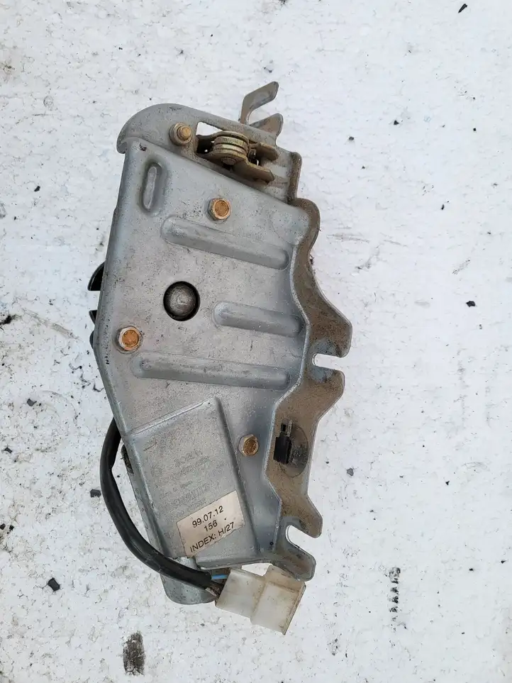 Renault Laguna I (1993 - 2001) 7700831512 Двигатель стеклоочистителя заднего стекла — фото 2
