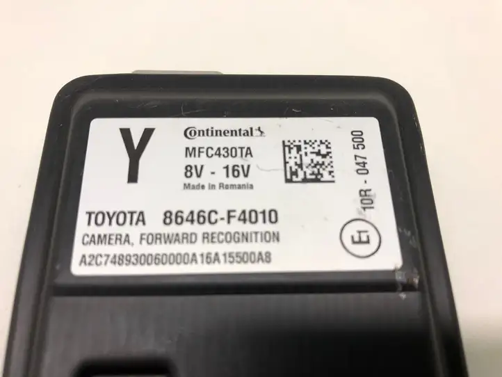 Toyota C-HR I (2016 - 2022) 8646CF4010 Камера в лобовом стекле — фото 4