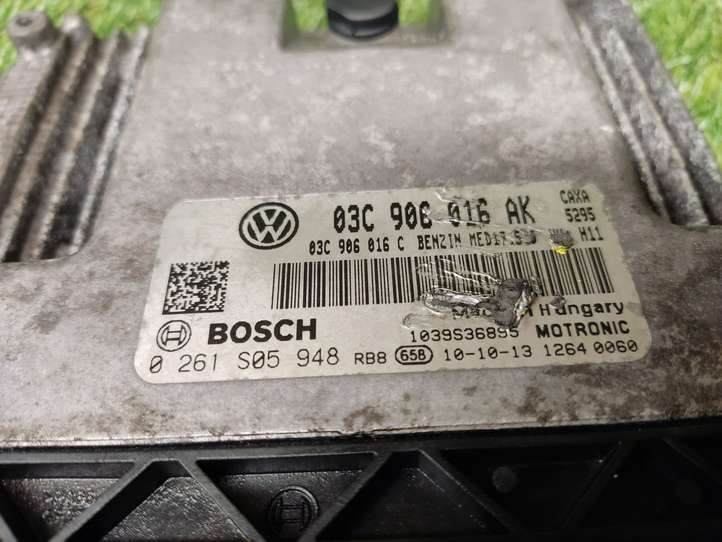 Skoda Octavia Mk2 (1Z) (2004 - 2013)  03C906016AK Блок управления двигателем ECU