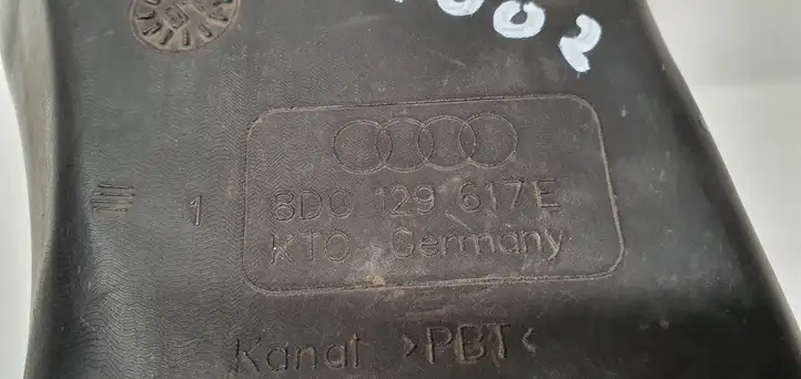 Audi A6 S6 C5 4B (2001 - 2004) 8D0129617E Трубка подачи воздуха — фото 3