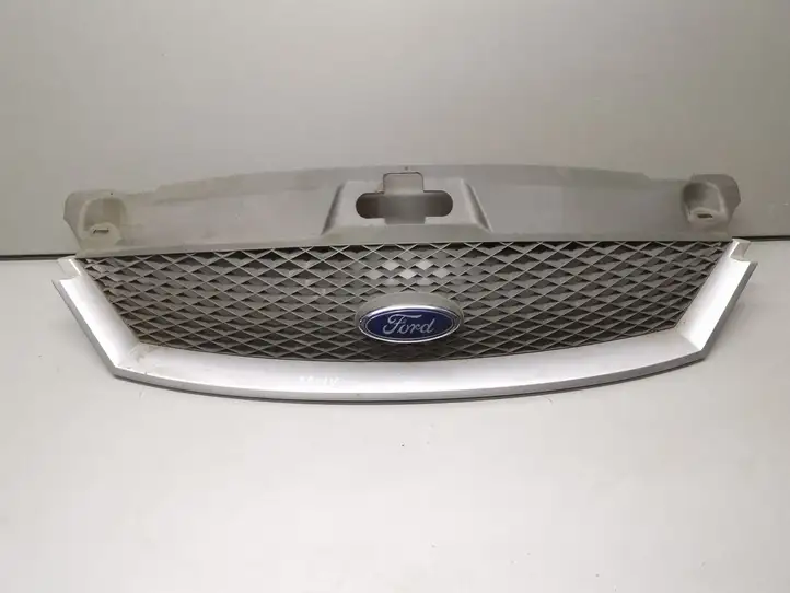 Ford Mondeo Mk III (2000 - 2007) 1S7X8A100A Верхняя решетка радиатора — фото 1