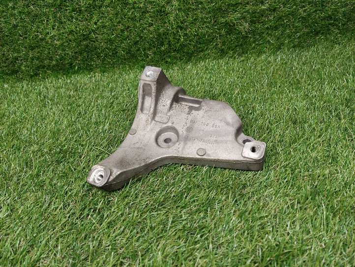 Skoda Roomster (2010 - 2015)  03F260885 Кронштейн