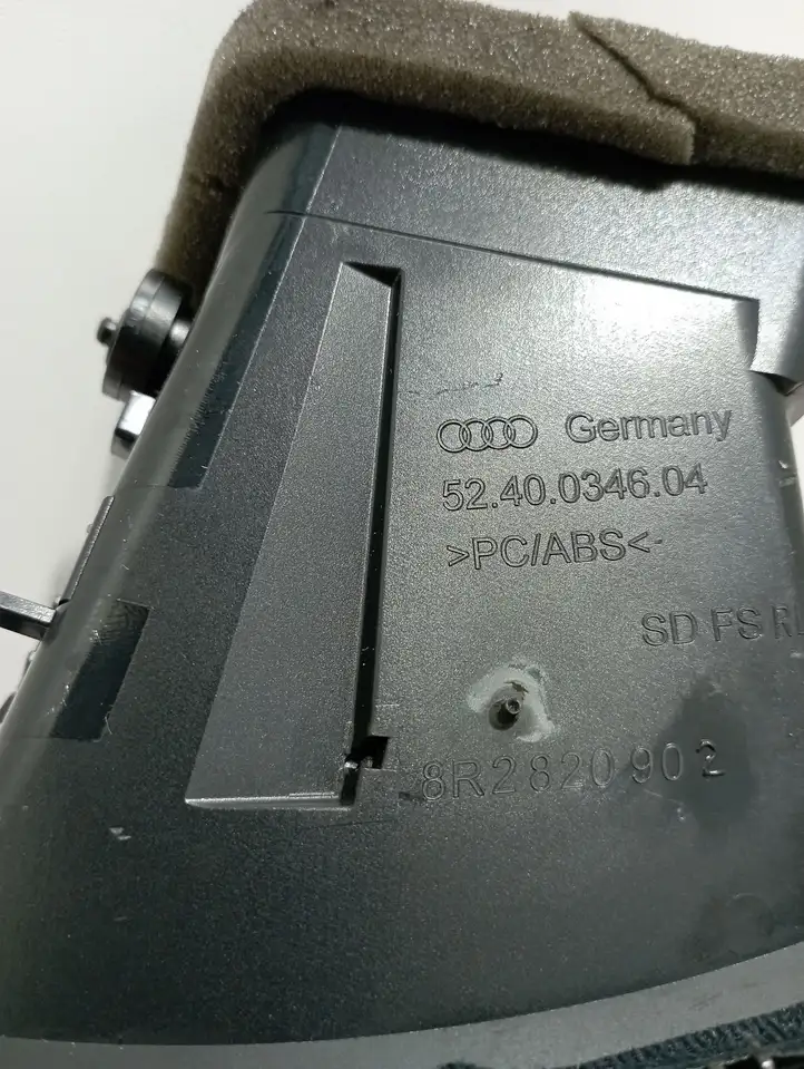 Audi Q5 SQ5 (2008 - 2012) 8R2820902 Боковой воздушный дефлектор — фото 4