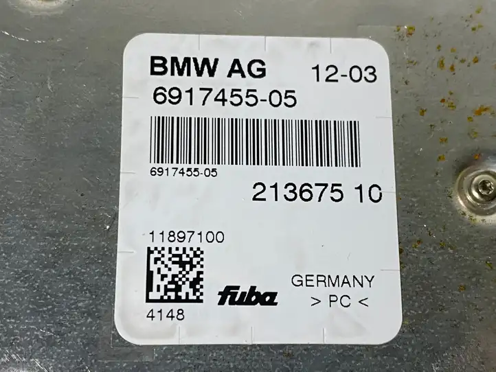 BMW 6 E63 E64 (2002 - 2010) 6917455 Усилитель антенны — фото 2