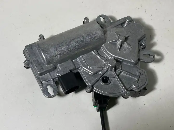 Volkswagen PASSAT B8 (2015 - ) 3G0827887B Доводчик крышки багажника — фото 3