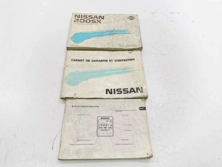 0M0G0S13G0 Nissan 200 SX Serviso knygelė