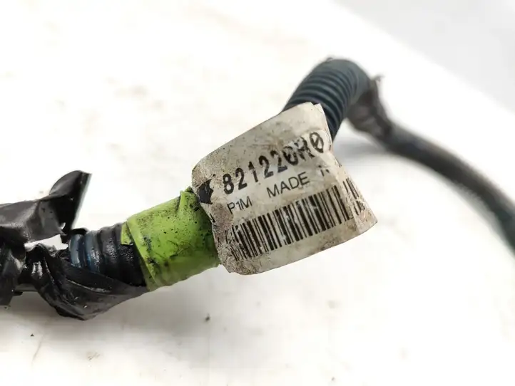 Toyota RAV 4 (XA30) (2006 - 2016) 8282112490 Плюсовой провод аккумулятора — фото 4