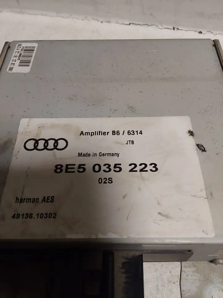 Audi A4 S4 B6 8E 8H (2000 - 2006) 8E5035223 Усилитель звука — фото 1