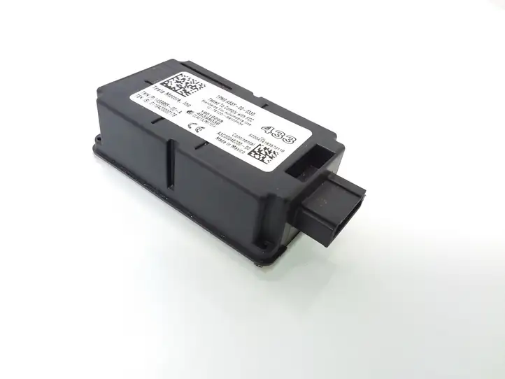 Tesla Model 3 (2017 - 2023)  145896500A Блок управления давления в шинах