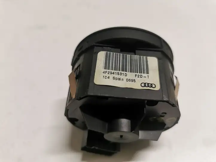 Audi A6 S6 C6 4F (2004 - 2008) 4F2941531D Включатель фонарей — фото 2