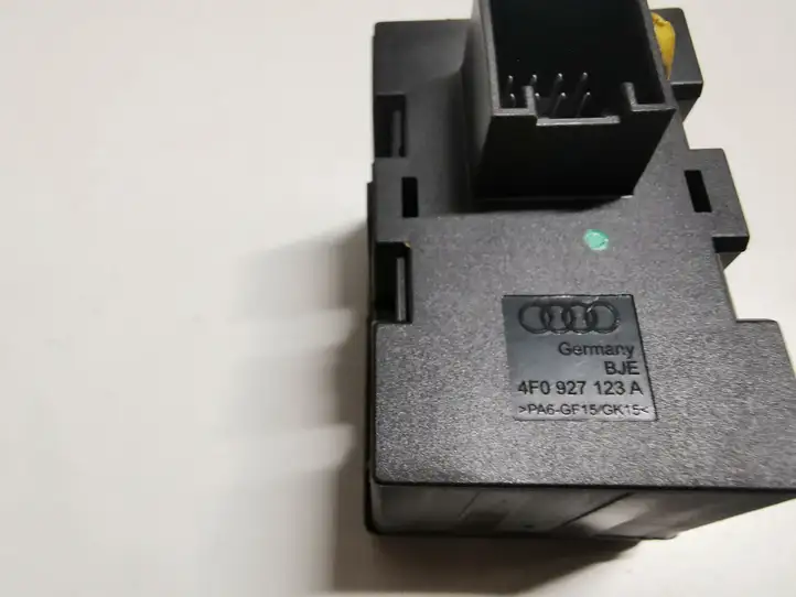 Audi A6 S6 C6 4F (2004 - 2008) 4F0927123A Включатель регулировки освещения панели — фото 3