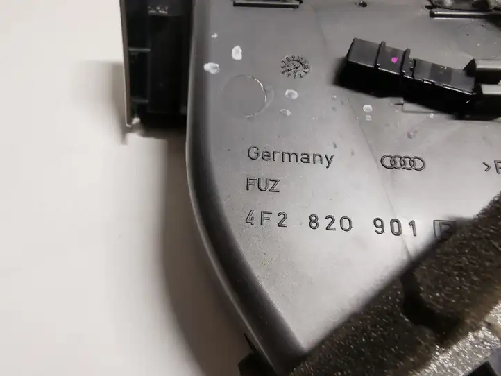 Audi A6 S6 C6 4F (2004 - 2008) 4F2820901 Боковой воздушный дефлектор — фото 3