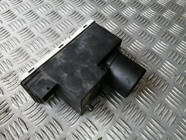 Audi A3/S3 8L (1996 - 2000) 8L0862257L Вакуумный насос центрального замка — фото 4