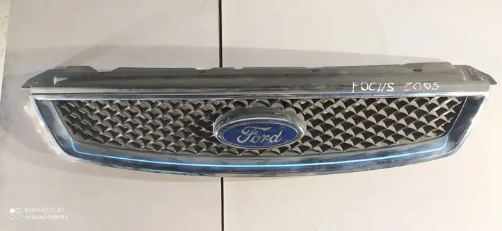 Ford Focus (2005 - 2008) Верхняя решетка радиатора — фото 1