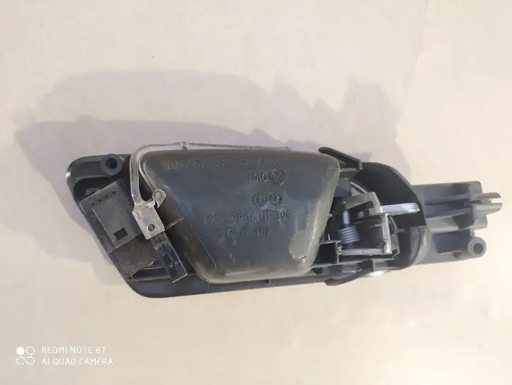 Volkswagen Tiguan (2011 - 2016) 5N2837113 Внутренняя ручка двери — фото 2
