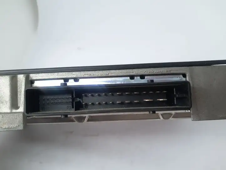 Audi A8 S8 D4 4H (2010 - 2014) 4G0035223A Усилитель звука — фото 2