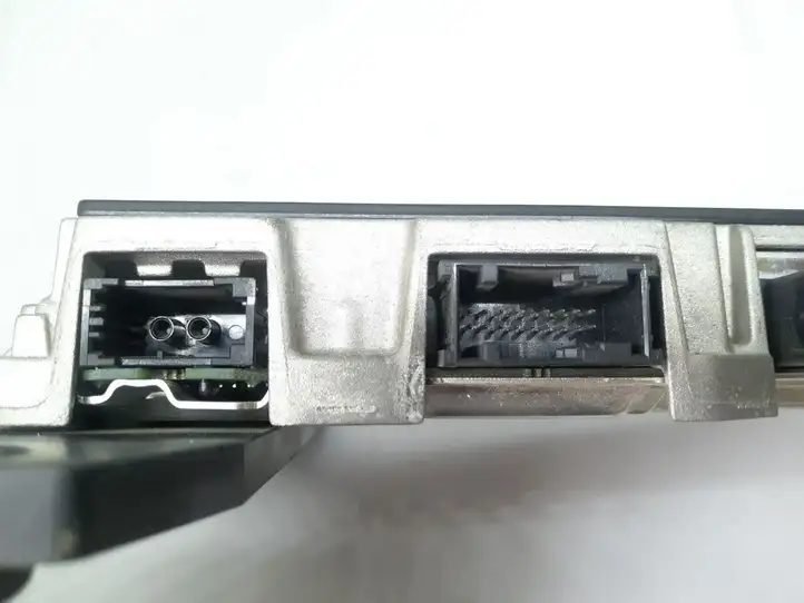 Audi A8 S8 D4 4H (2010 - 2014) 4G0035223A Усилитель звука — фото 4