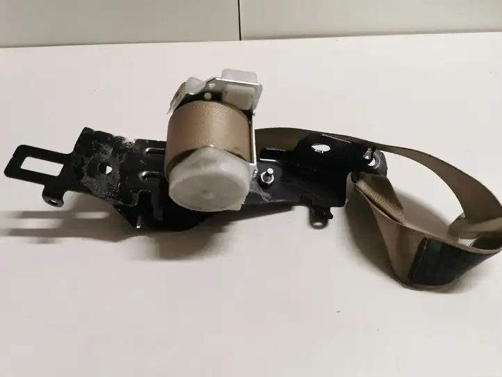 Subaru Outback (BS) (2014 - 2019) 2477919 Задний ремень безопасности — фото 1