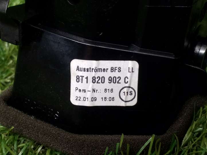 Audi A4 (2007 - 2011)  8T1820902C Боковая воздушный дефлектор