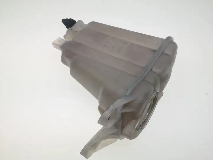 Audi A4 S4 B8 8K (2007 - 2011) 8K0121403G Расширительный бачок — фото 1