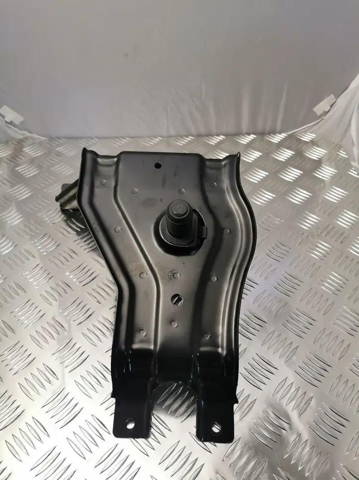 Audi A6 C7 (2014 - 2018) 4G0802715 Кронштейн запасного колеса — фото 4