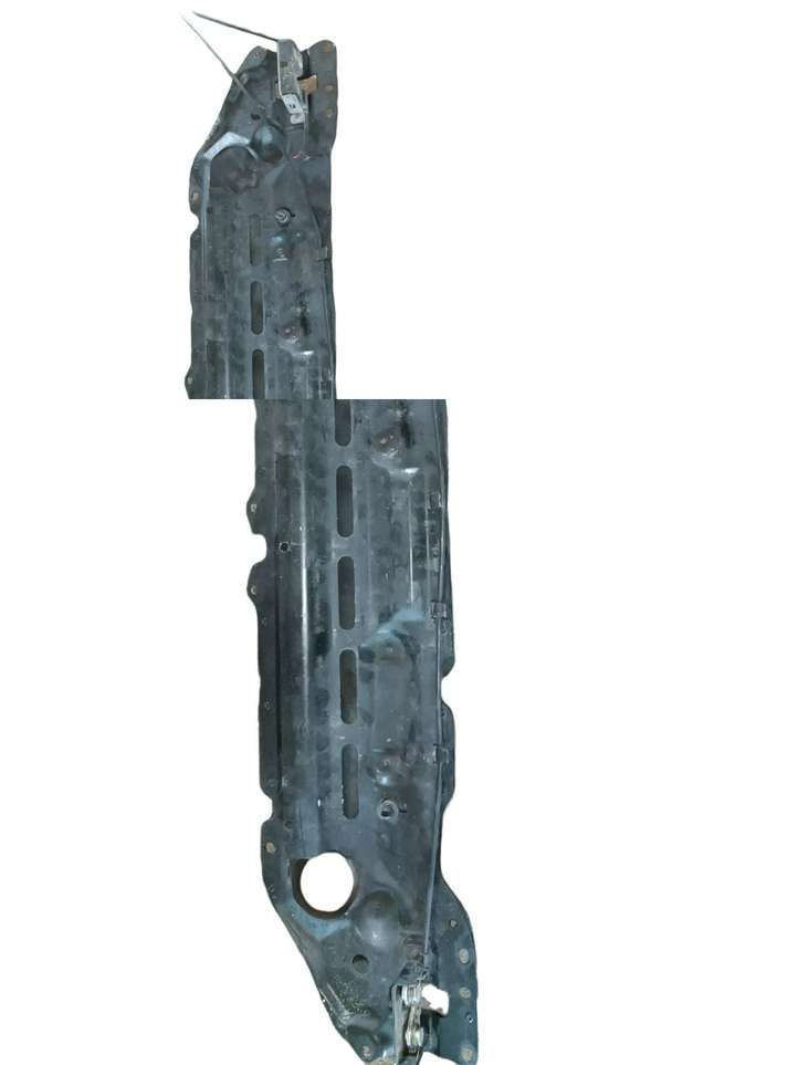 BMW 5 E60 E61 (2004 - 2010)  51647033741 Верхняя часть панели радиаторов (телевизора)