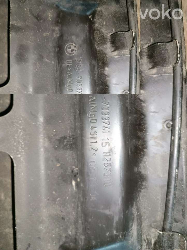 BMW 5 E60 E61 (2004 - 2010)  51647033741 Верхняя часть панели радиаторов (телевизора)