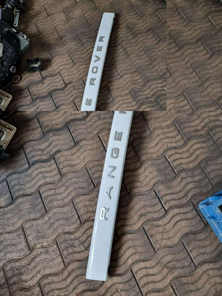 Land Rover Range Rover Sport (2009 - 2013)  9H3240706AA0 Обшивка крышки багажника