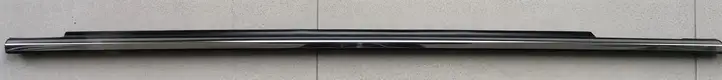 Toyota Camry (2001 - 2006) 7571033080 Накладка стекла передней двери — фото 1