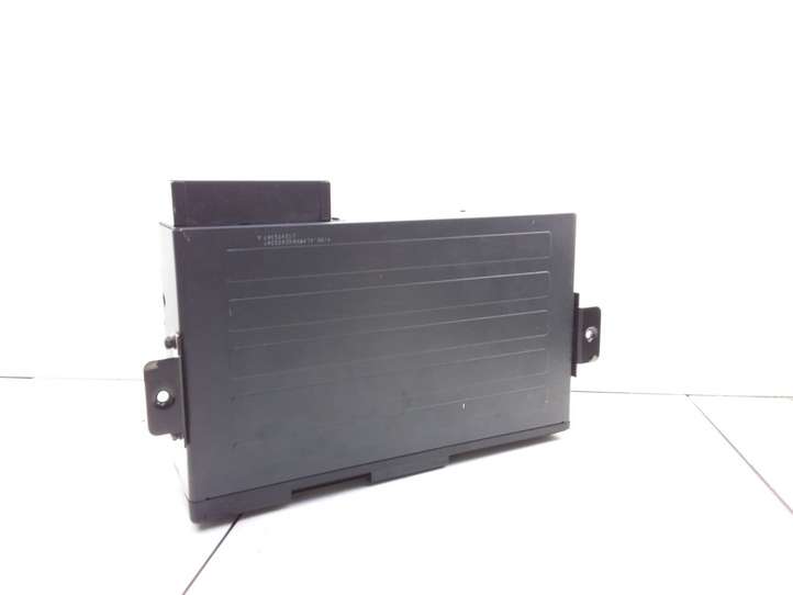 Renault Laguna (2001 - 2005)  8200033794A CD/DVD чейнджер