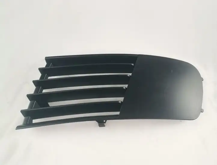 Seat Ibiza III (6L) (2002 - 2008) 6L0853665 Нижняя решетка переднего бампера — фото 1