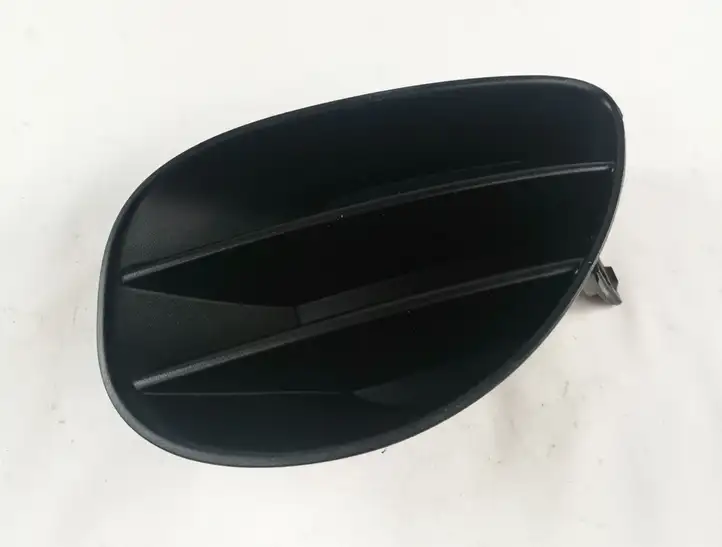 Toyota Yaris (2005 - 2009) 814820D020 Нижняя решетка переднего бампера — фото 1