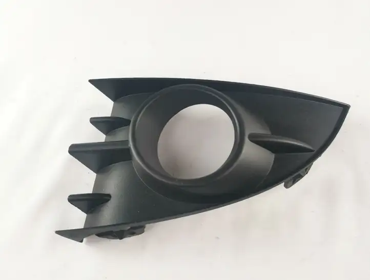 Renault Scenic II - Grand scenic II (2003 - 2006) 1013579 Решетка противотуманной фары — фото 1