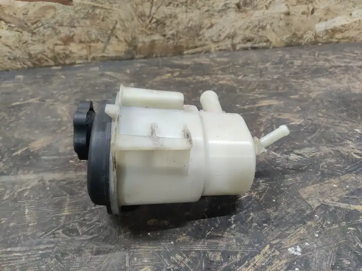 Lincoln MKS (2009 - 2016) 8G133R700BA Бачок ГУР — фото 1