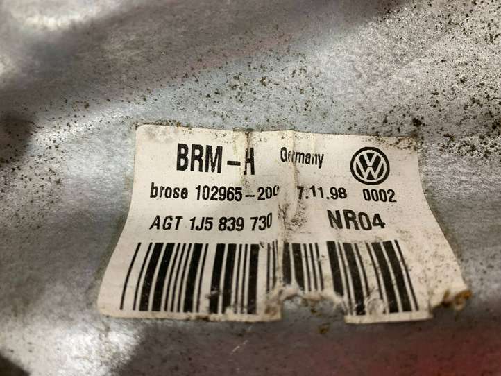 Volkswagen Bora (1998 - 2005)  1J5839756A  Механизм для электрического подъема окон задней двери (без двигателя)