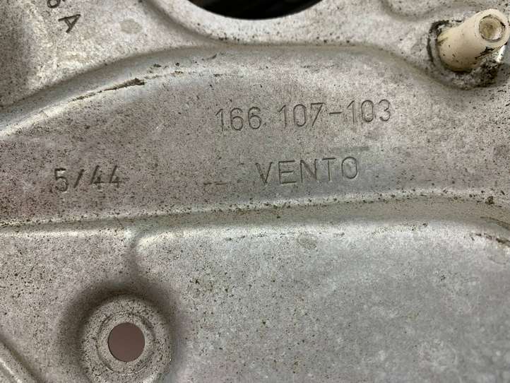 Volkswagen Bora (1998 - 2005)  1J5839756A  Механизм для электрического подъема окон задней двери (без двигателя)