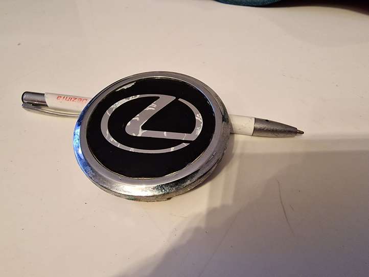 Lexus LX 470 (2002 - 2007)  CAP766K62B Заводская крышка (крышки) от центрального отверстия колеса
