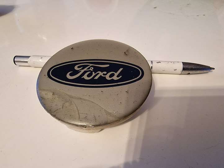 Ford Fiesta (2000 - 2005)  C59S Заводская крышка (крышки) от центрального отверстия колеса