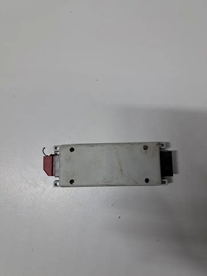 Volkswagen Golf V (2003 - 2009) 1K0035729E Блок GSM — фото 3