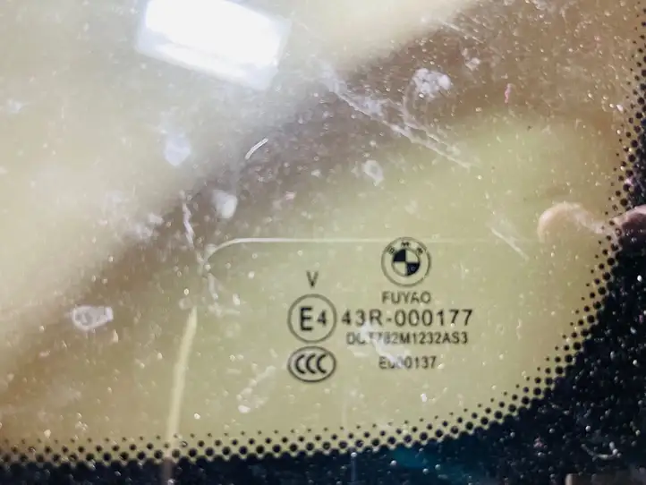 BMW X1 F48 F49 (2015 - 2022) Заднее боковое стекло — фото 3