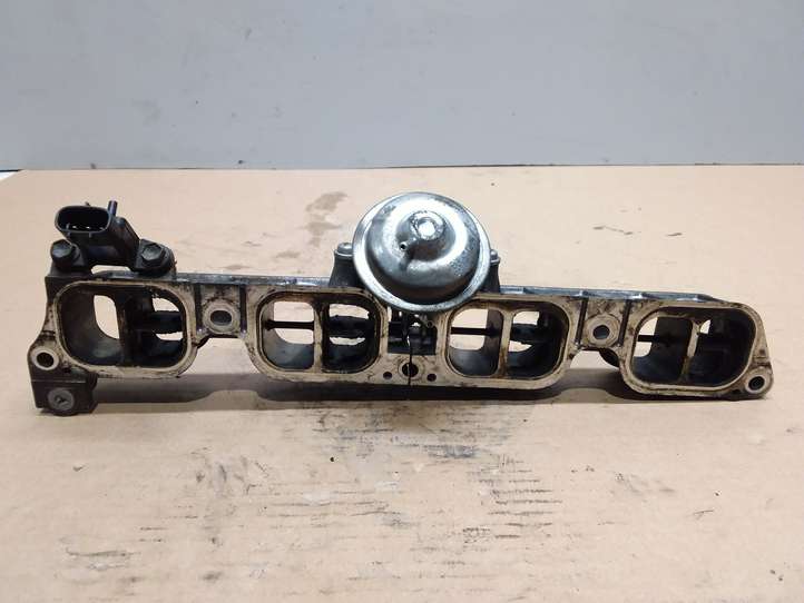 Toyota Avensis T250 (2006 - 2009)  8942120190 Впускной коллектор
