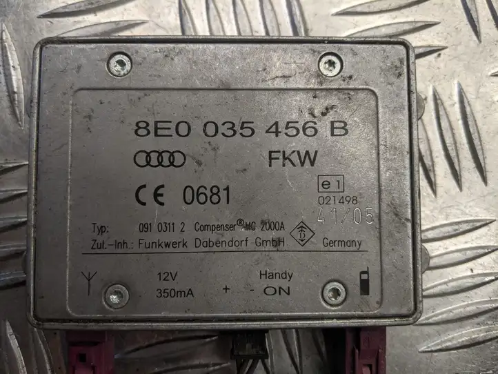 Audi A4 S4 B7 8E 8H (2004 - 2009) 8E0035456B Усилитель антенны — фото 5