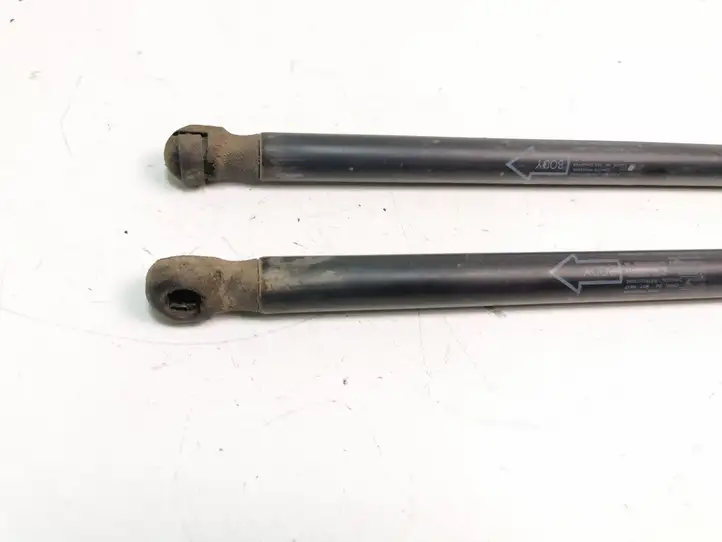 Toyota Corolla Verso AR10 (2004 - 2009) 689500F011 Амортизатор крышки багажника — фото 2