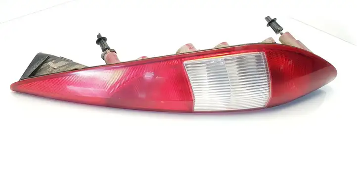 Ford Mondeo Mk III (2000 - 2007) 1S7113404C Задний фонарь в кузове — фото 1