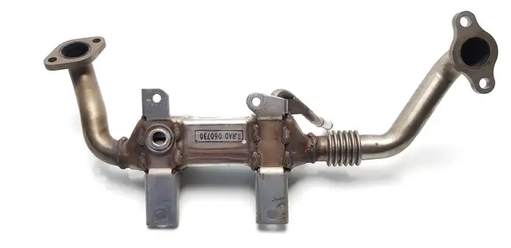 Toyota Avensis T250 (2006 - 2009) 256800R01000 Охладитель клапана EGR — фото 2