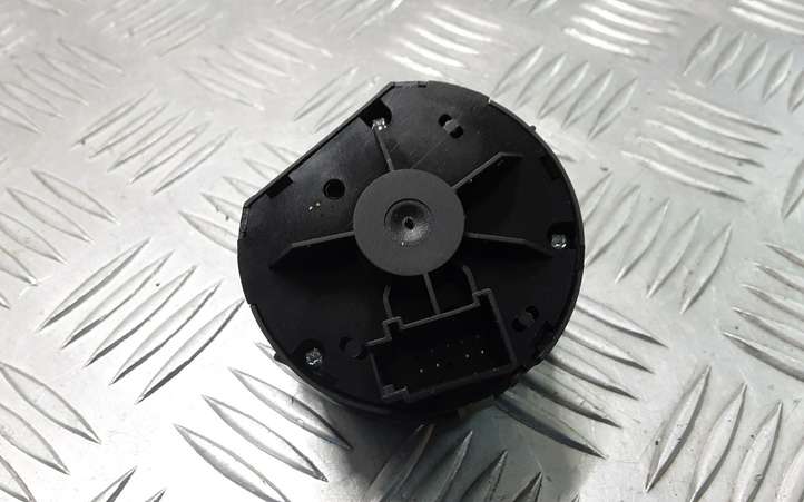 Audi A6 (2004 - 2008)  4F1941531D Включатель фонарей