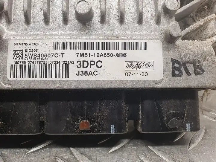 Ford Focus (2008 - 2011) 7M5112A650APC Блок управления двигателем (ЭБУ) — фото 2