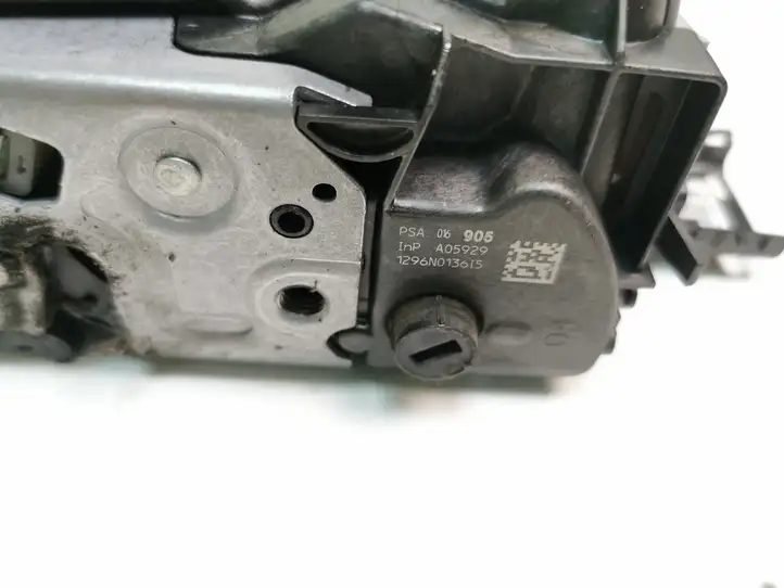 Citroen C4 Cactus (2014 - 2017) 1296N013615 Замок задней двери — фото 2