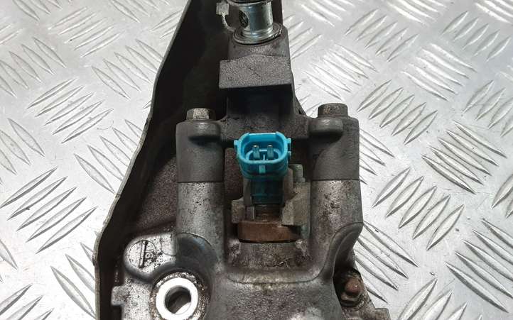 Toyota Land Cruiser (J150) (2009 - )  2370711010 AdBlue форсунка
