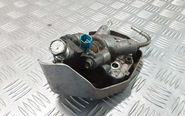 Toyota Land Cruiser (J150) (2009 - )  2370711010 AdBlue форсунка